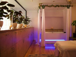 Escorts Orange County, California Massage By Mia | 💦bubble bath & sensual nude massage by mia💦 % Real photos or FREE!
