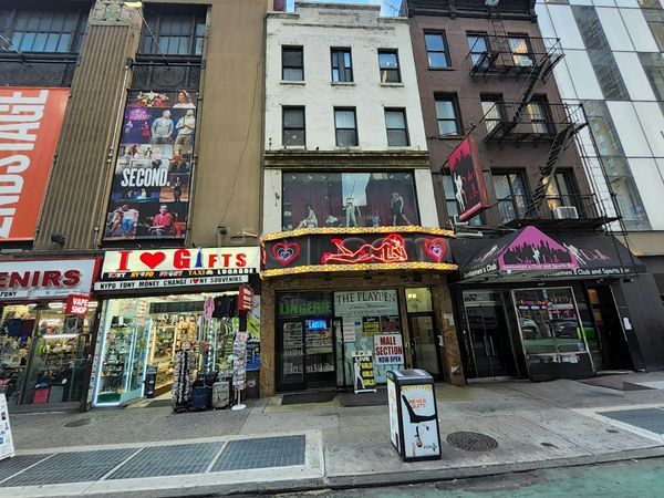 Sex Shops New York City, New York The Playpen