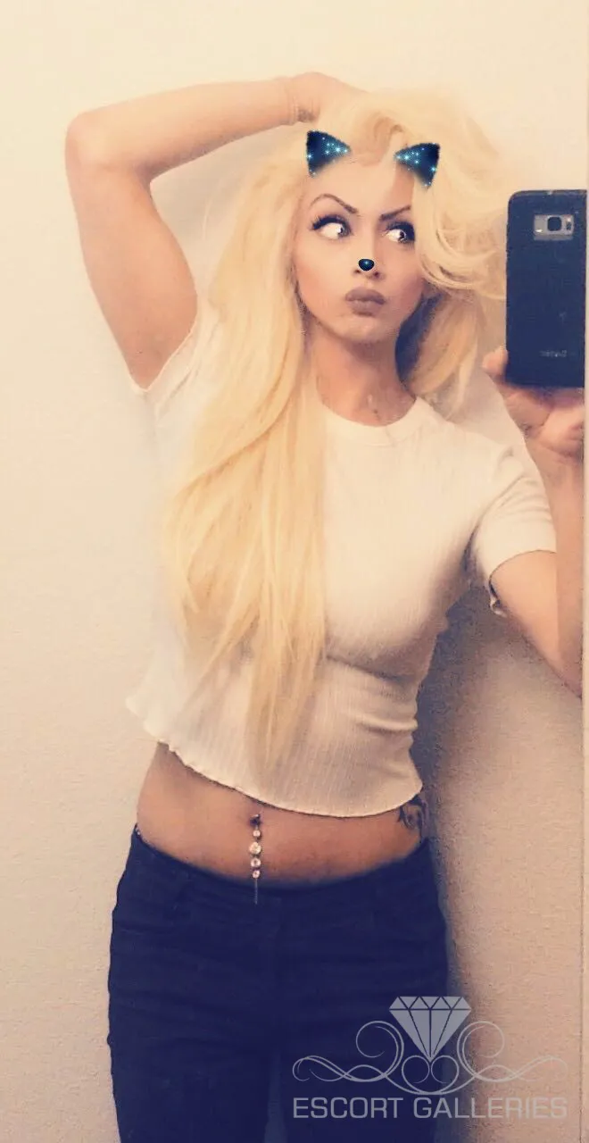 Escorts San Antonio, Texas London Bridges