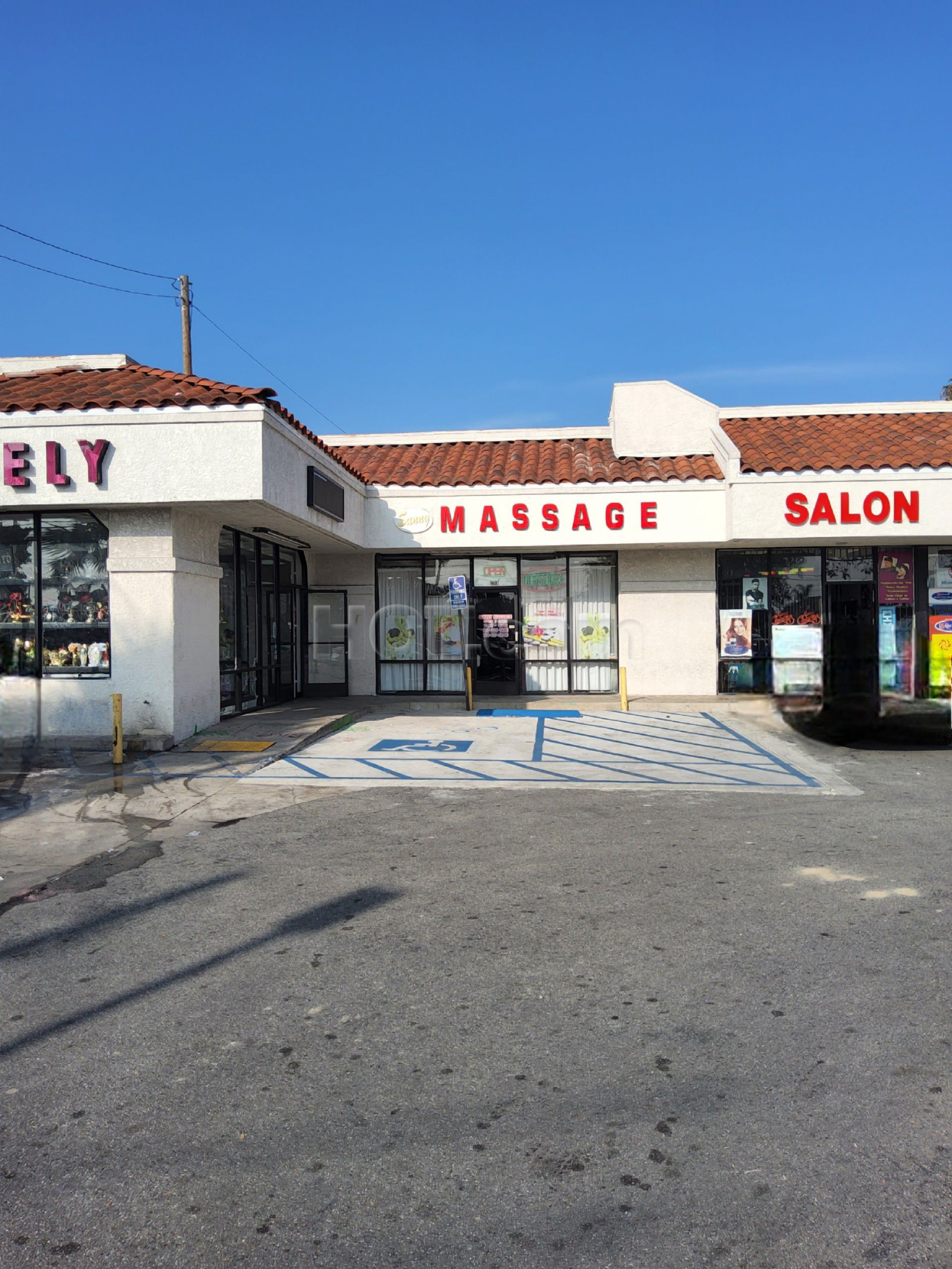 Santa Ana, California Sunny Massage