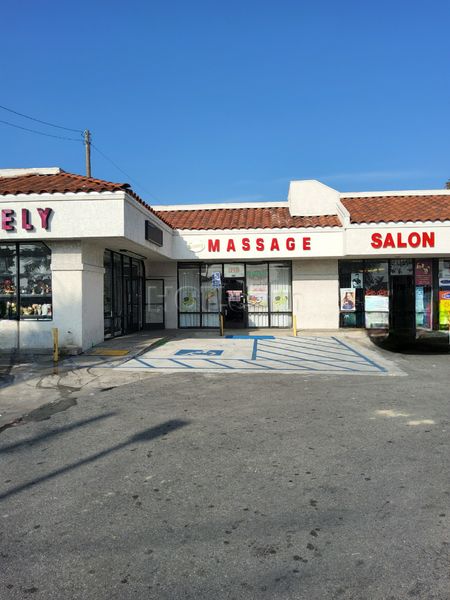 Massage Parlors Santa Ana, California Sunny Massage