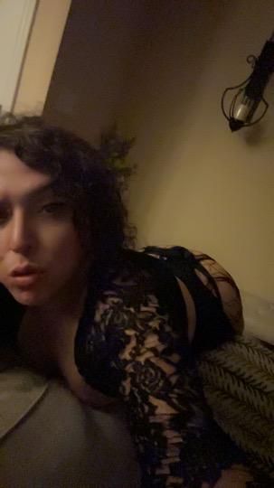 Escorts Charlotte, North Carolina Sexy Latina Hosting