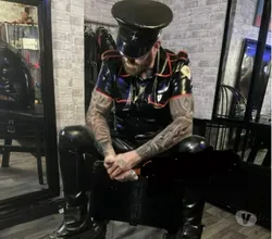 Escorts Birmingham, England BDSM Master Eric