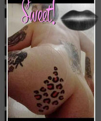 Escorts Albany, New York Late Night Snack With Passionate Playful Pinky In/Out