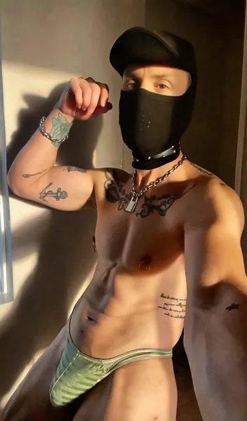 Escorts Sydney, Australia LatinoStudPiggy