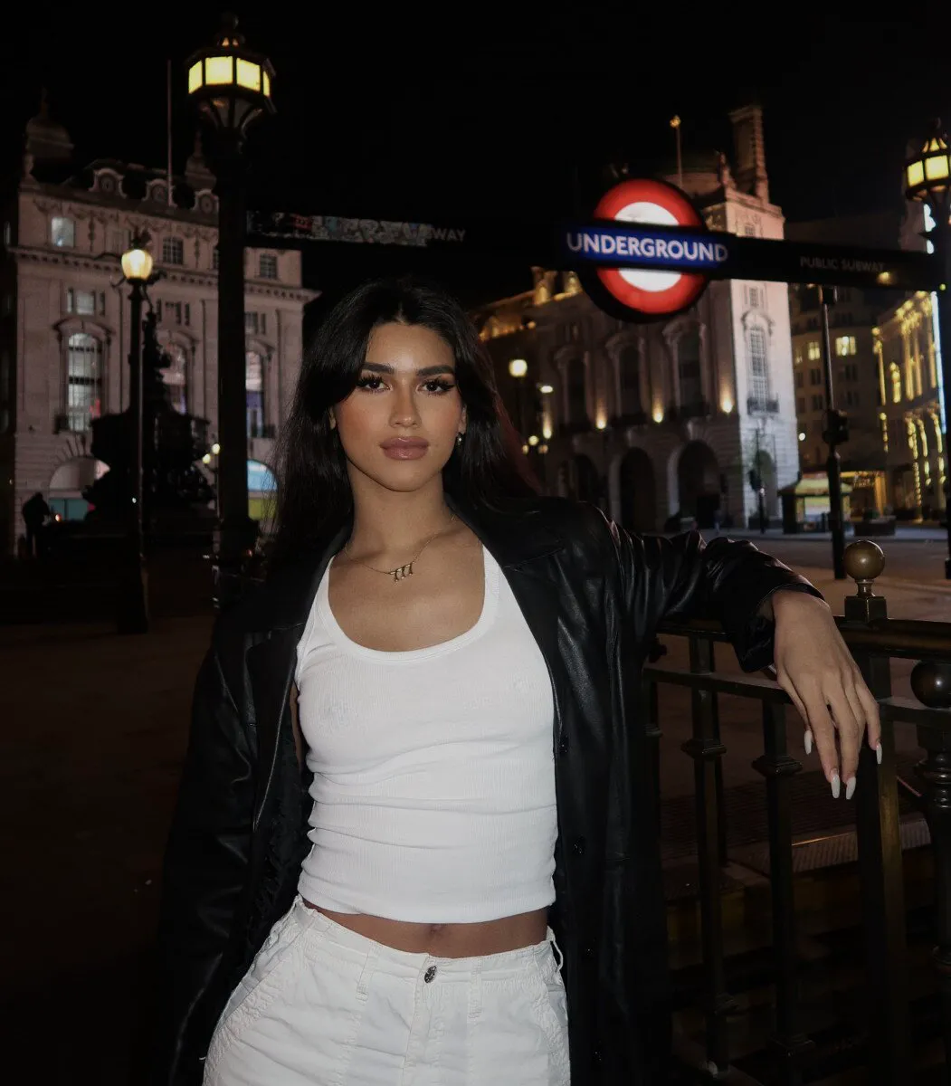 Escorts London, England Lucy Filipina