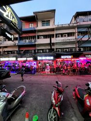 Beer Bar Pattaya, Thailand Playpen Bar