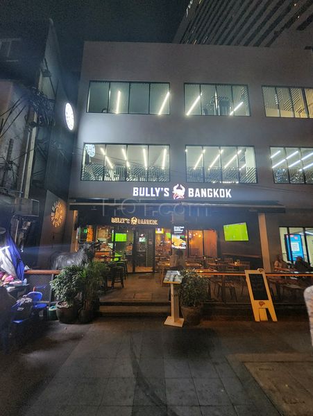 Beer Bar / Go-Go Bar Bangkok, Thailand Bully's Bangkok