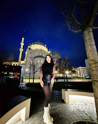 Escorts Istanbul, Turkey Katrina 18cm