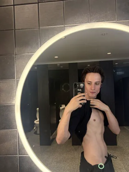 Escorts Sydney, Australia Mitchellmelb