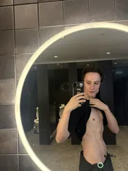 Escorts Sydney, Australia Mitchellmelb