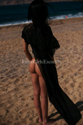 Escorts Loutraki, Greece Sexy Brunette Elizabeth