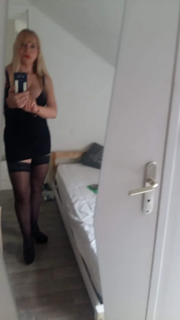 Escorts Pau, France (Viviana)