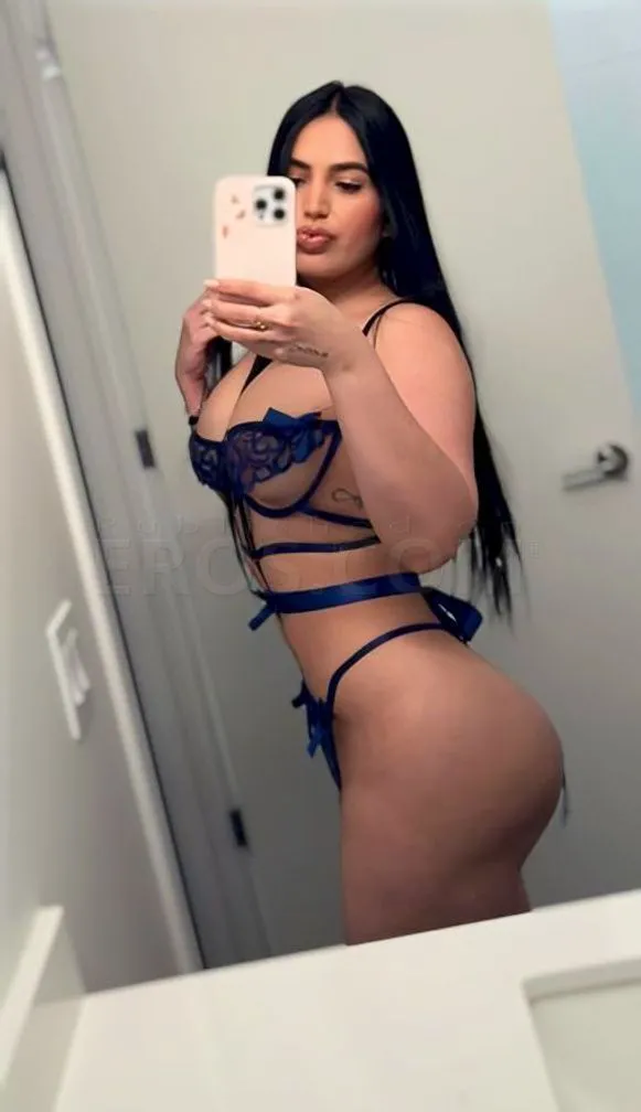 Escorts Chicago, Illinois Roxi