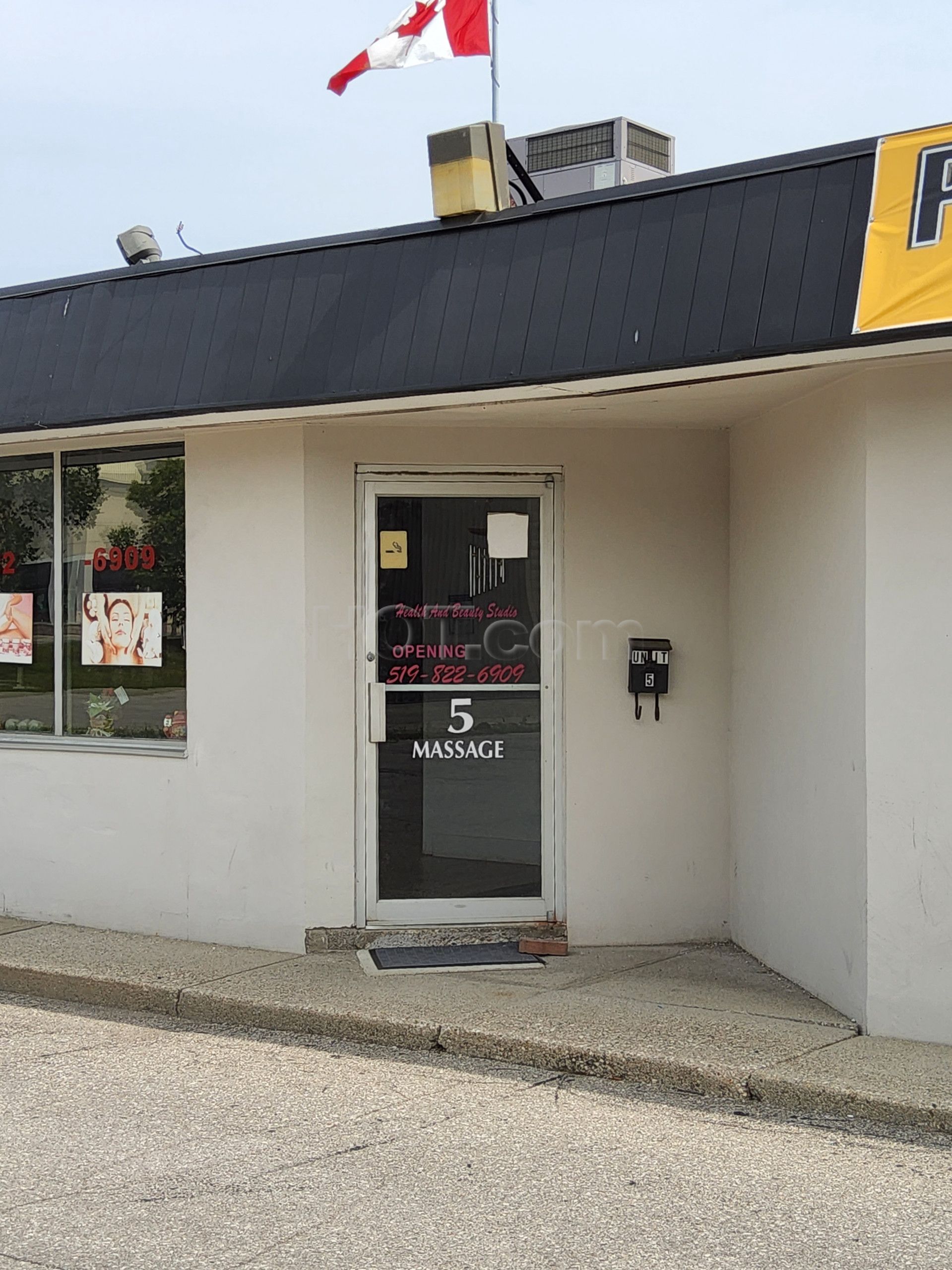 Guelph, Ontario Health and Beauty Studio