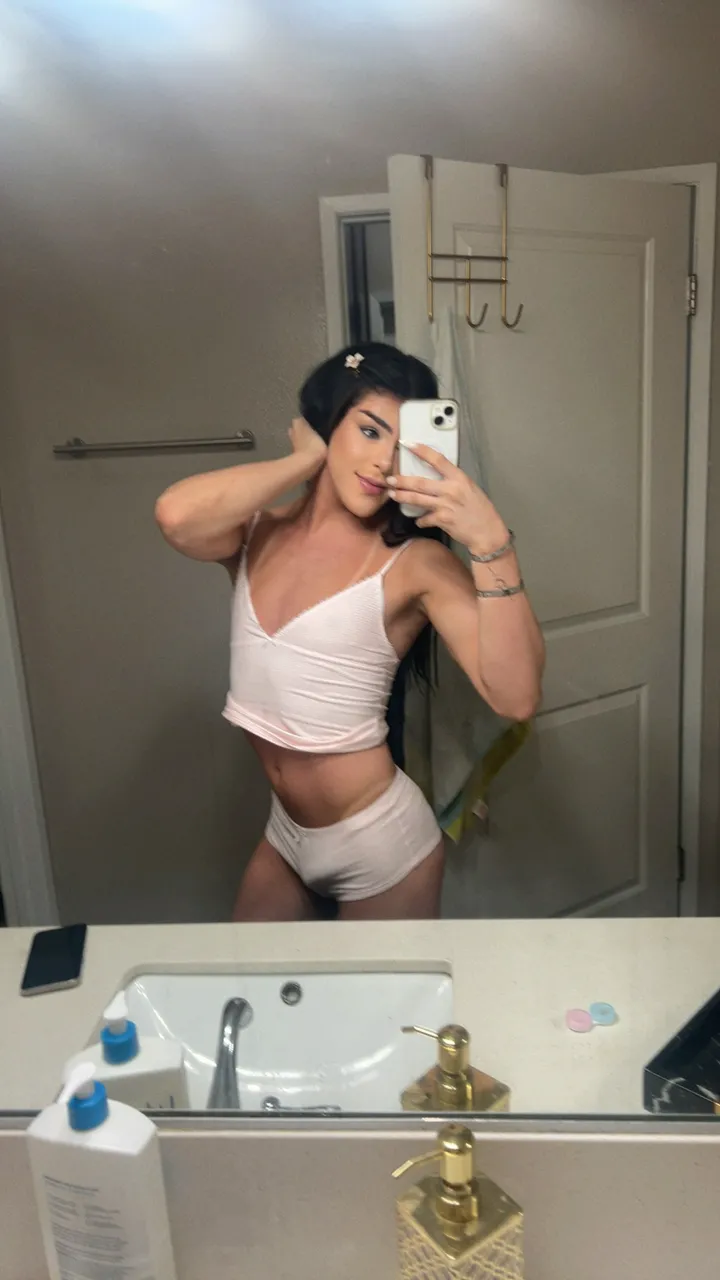 Escorts Los Angeles, California Hailey_aristii
