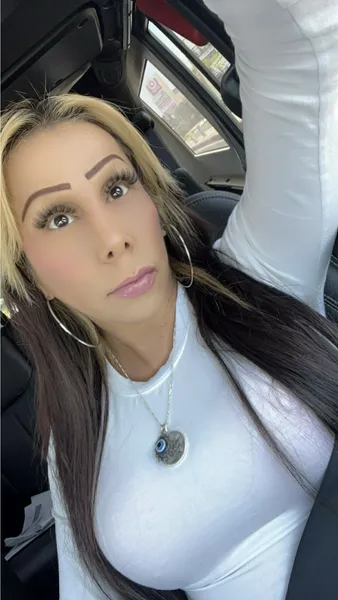 Escorts Fullerton, California 3Somevers outcalls