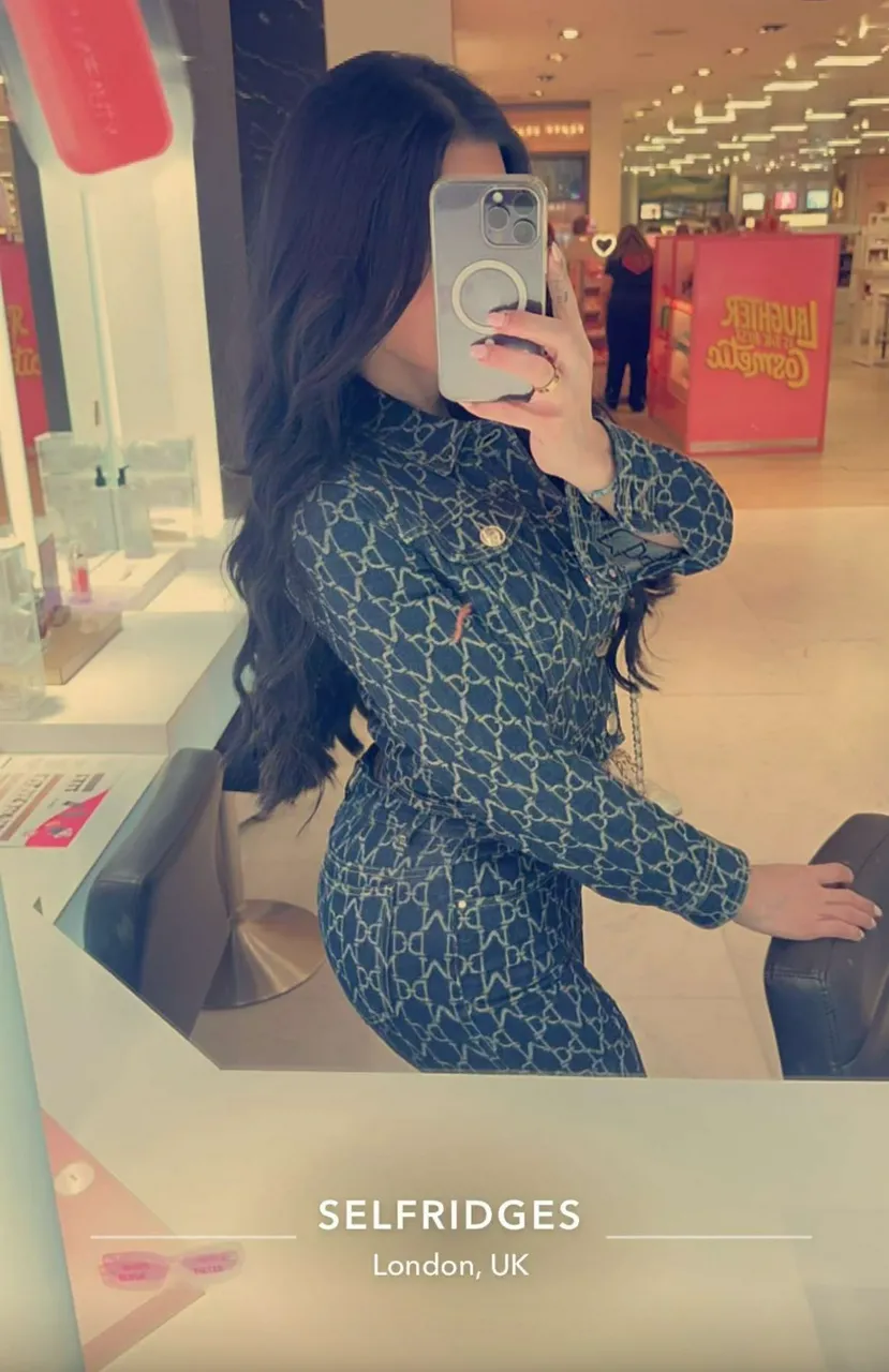 Escorts Istanbul, Turkey غرام ARAB SEX DOLL Arab Misstress XL