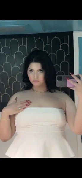 Escorts Manhattan, New York Hayat