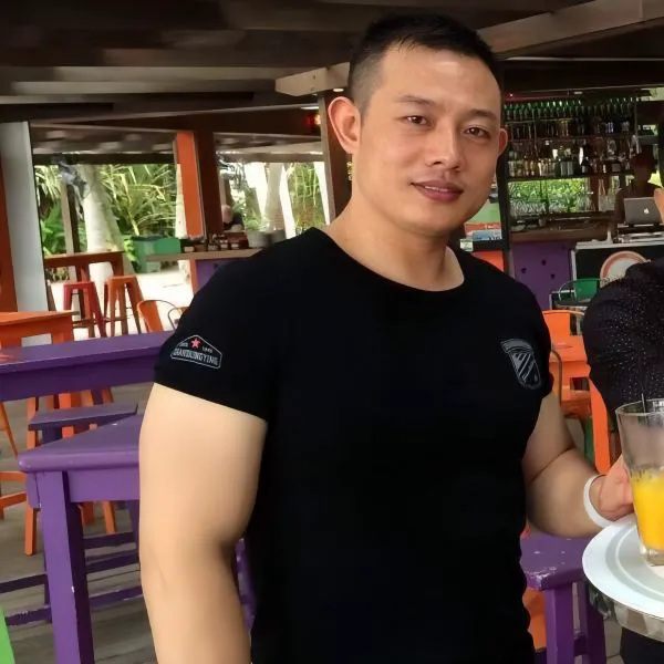 Escorts Singapore, Singapore AlangTOP