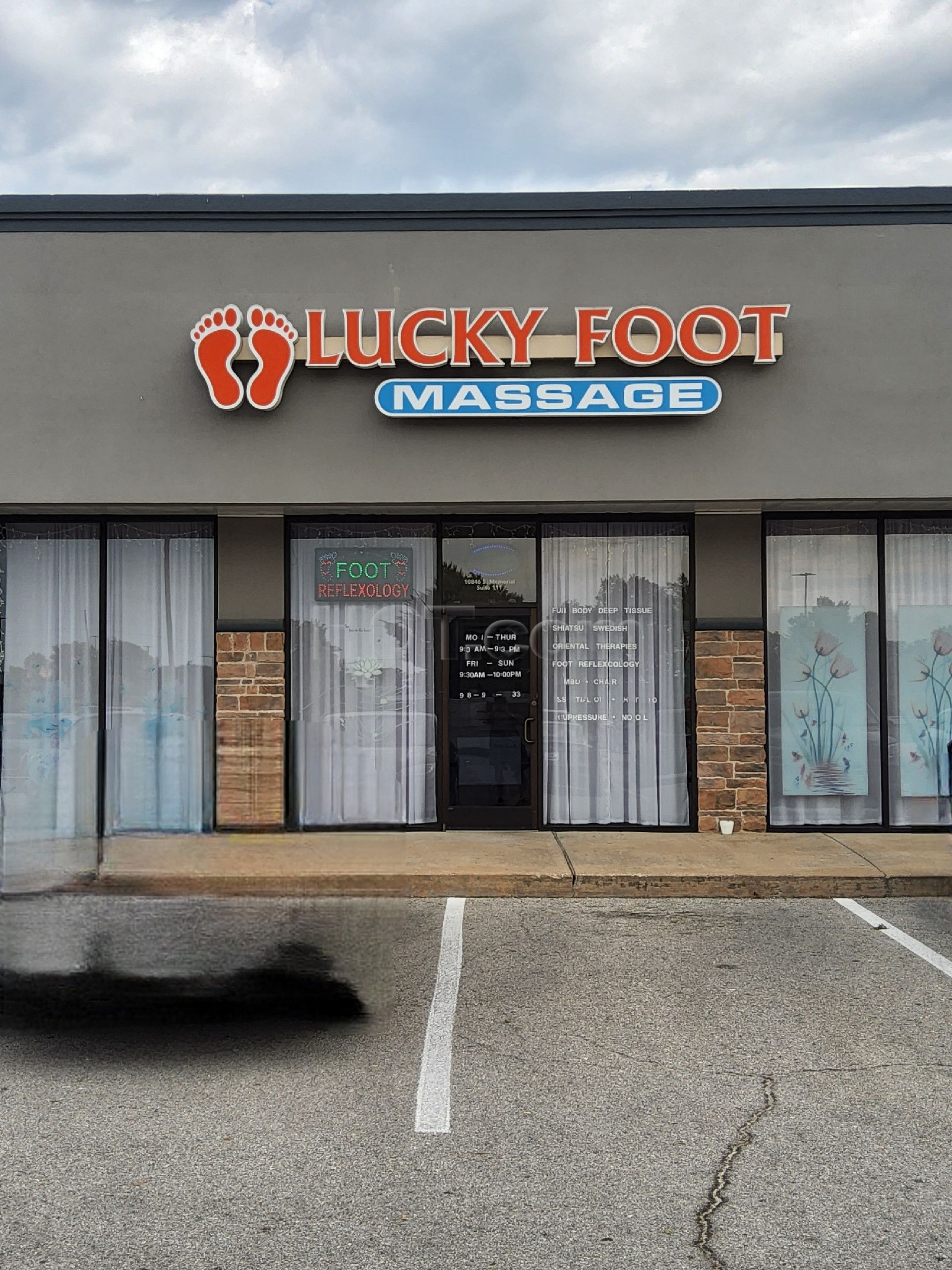 Tulsa, Oklahoma Lucky Foot Massage