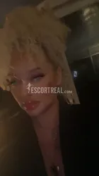 Escorts Chelmsford, England (Hollie English Blonde Escort)
