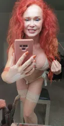 Escorts Bury St Edmunds, England (WEBCAM  hot movies available please ask for more details)