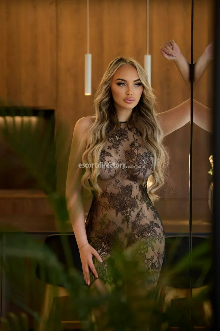 Escorts London, England Demi, LondonTasteModels
