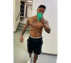 Escorts Leeds, England Leonardo brazilain full
