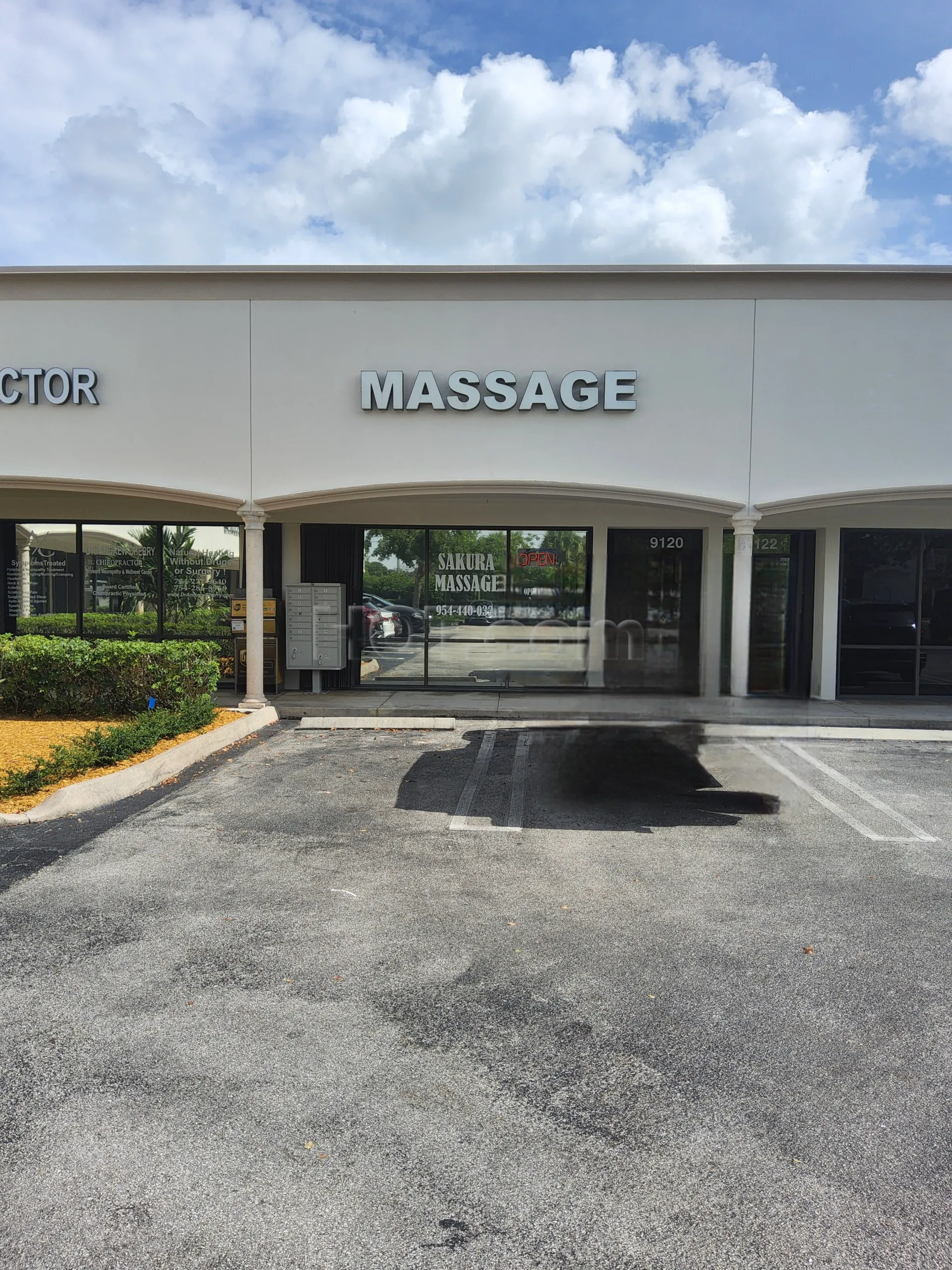 Cooper City, Florida Sakura Massage