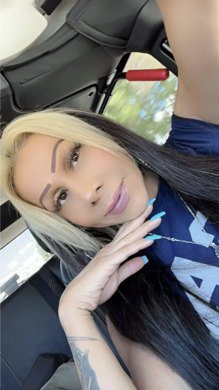 Escorts Anaheim, California 2 Ts out 🍆💦🍑👅