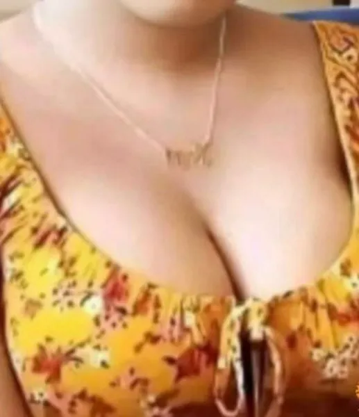 Escorts Kochi, India Nayana Kochi Mallu