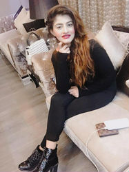 Escorts Dubai, United Arab Emirates Kangana Indian Escort