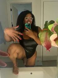 Escorts Dallas, Texas ROXIE VISITING