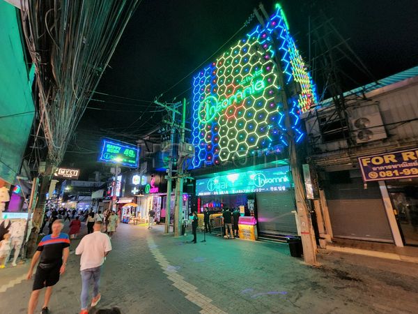 Night Clubs Pattaya, Thailand Insomnia - Ibar