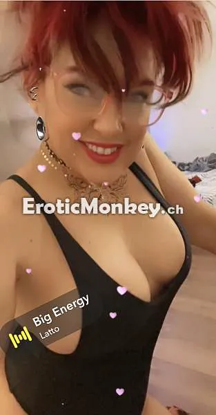 Escorts Madison, Connecticut Emma