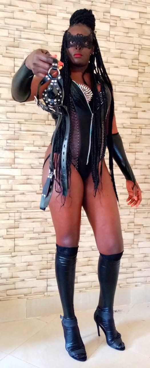 Escorts Nairobi, Kenya Mistress Nina