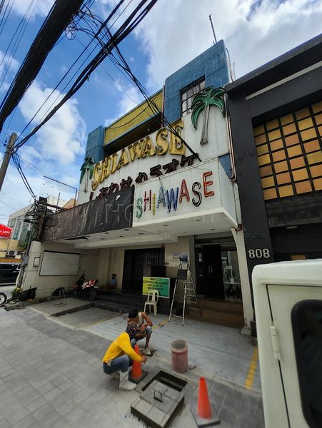 Beer Bar / Go-Go Bar Manila, Philippines Shiawase Ktv