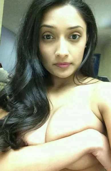 Escorts Calgary, Alberta Desi hot Punjabi Indian girl available for you