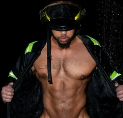 Escorts Camden, New Jersey Hercules_phys