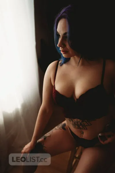 Escorts Red Deer, Alberta Amazingly babe will make u sweat