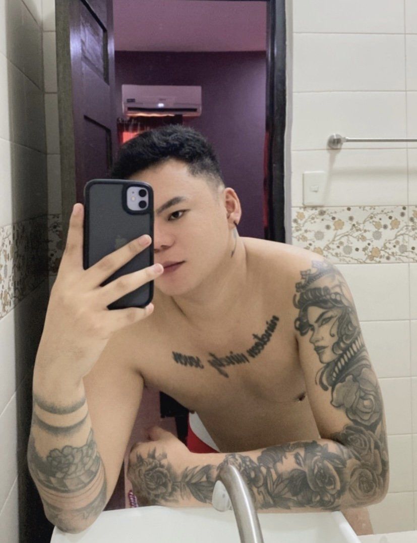 Escorts Manila, Philippines JaPinoy Tattooed BoyToy 🇯🇵