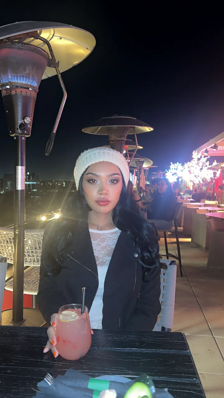 Escorts Phoenix, Arizona Mila Luna