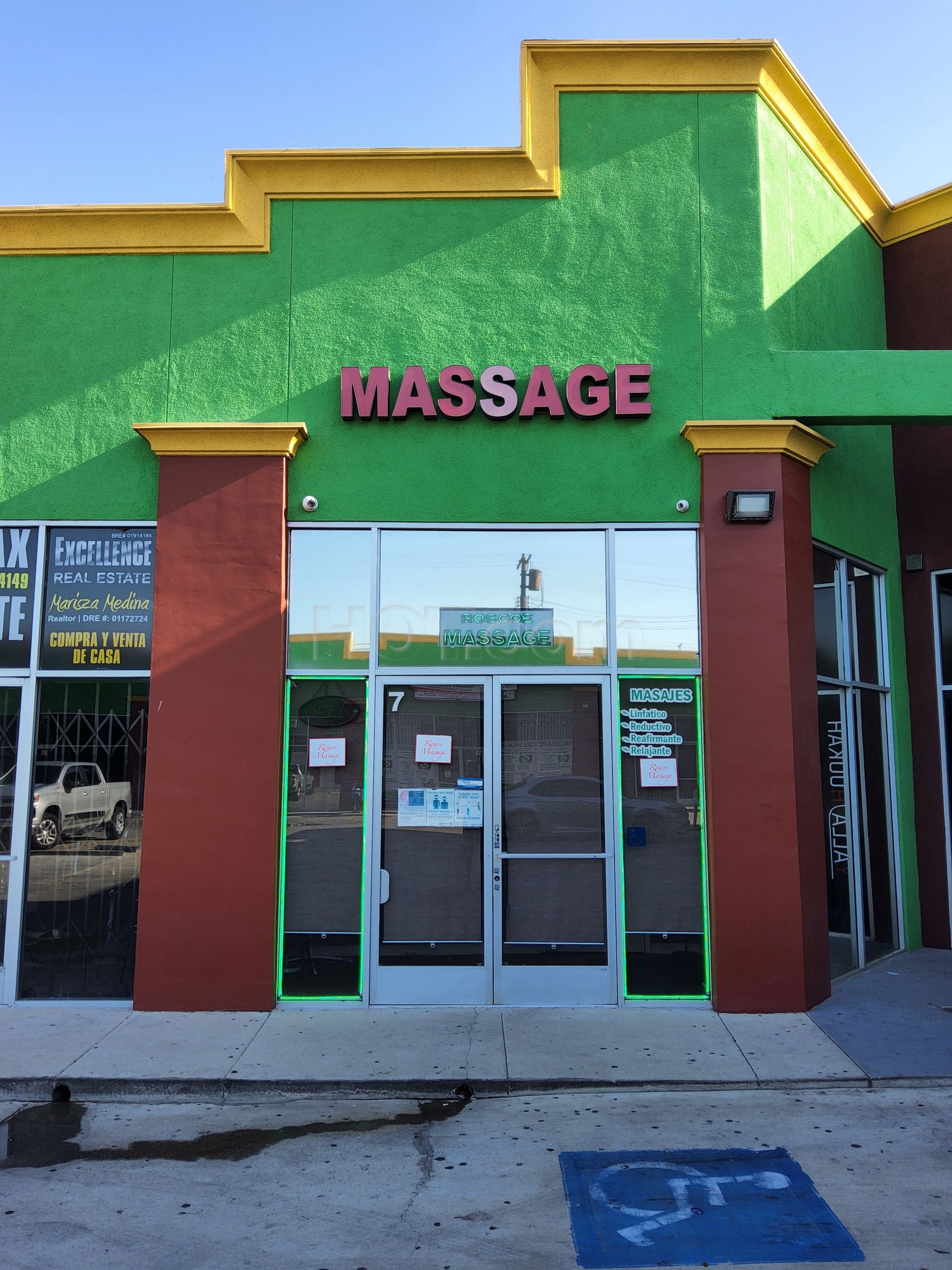 North Hills, California Roscoe Massage