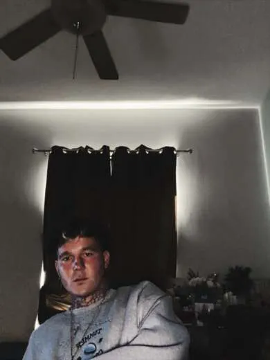 Escorts Jacksonville, Florida just a young Irish boi