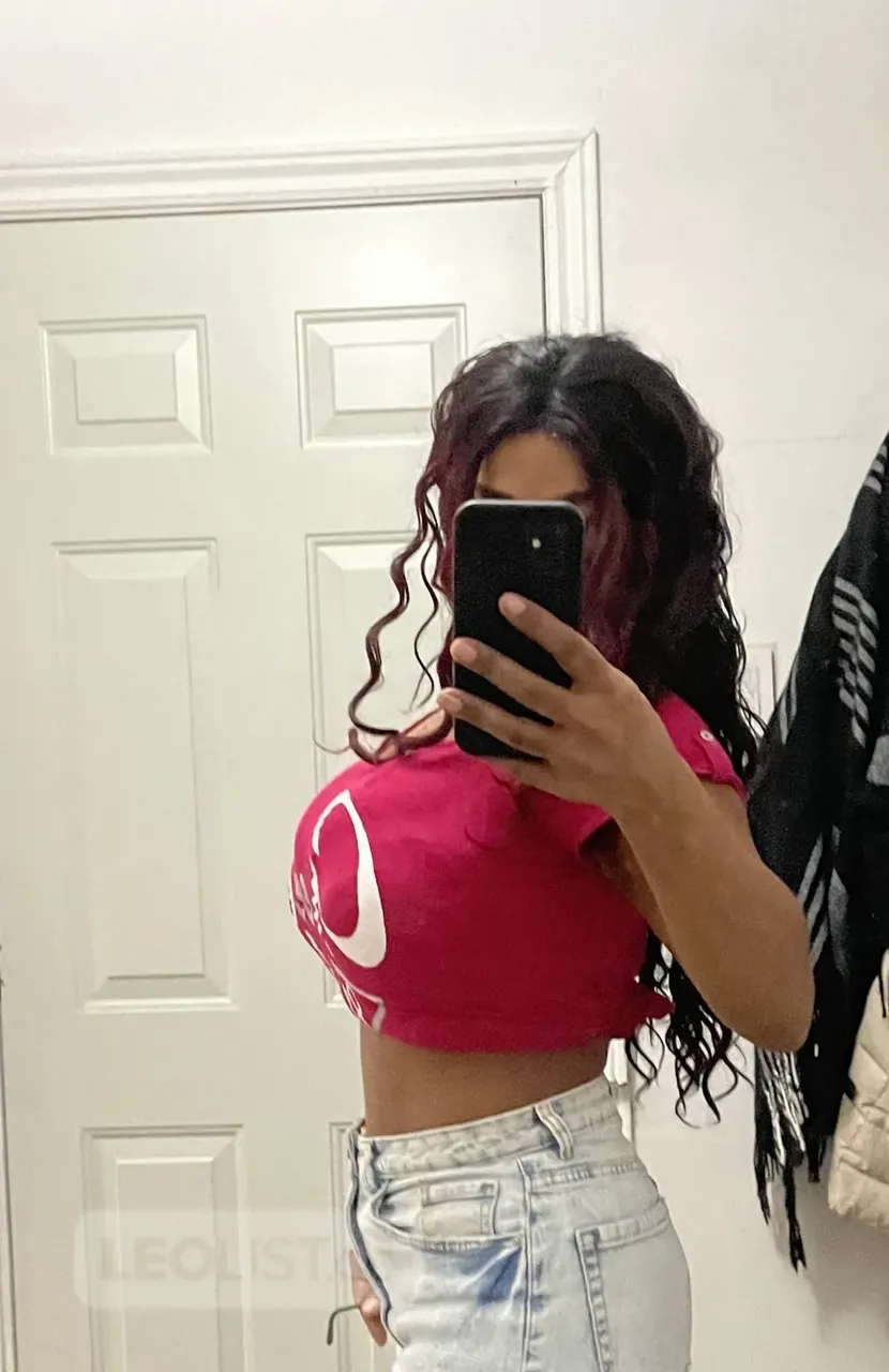 Escorts Cambridge, Ontario Melina