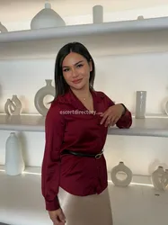 Escorts Abu Dhabi, United Arab Emirates Joy