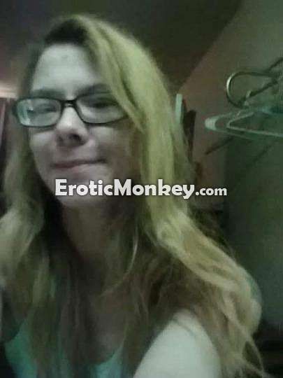 Escorts Roseville, Michigan Mindy
