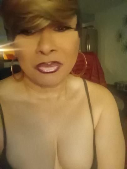 Escorts South Bend, Indiana Sexy & Thick Ts girl