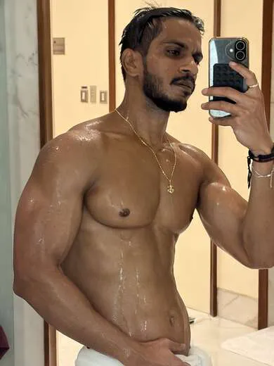 Escorts Kolkata, India Be kind
